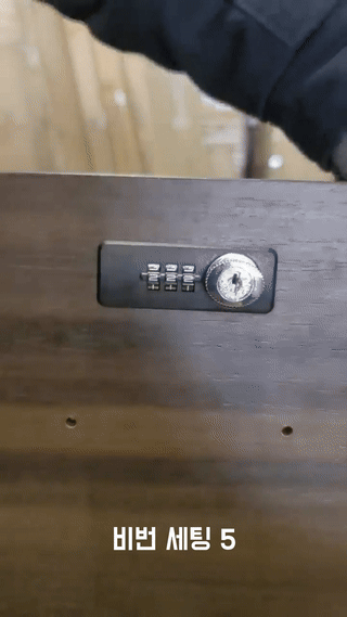 b9e40334a3bcd6455d6e3d6ca4f62329_1787019175_7602.gif